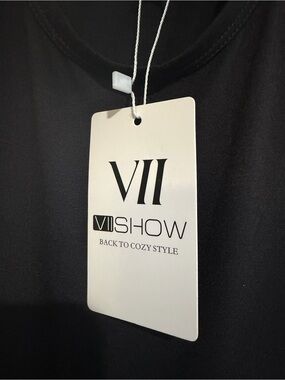 Viishow Women’s Black Long Sleeve Maxi Dress Size L NWT